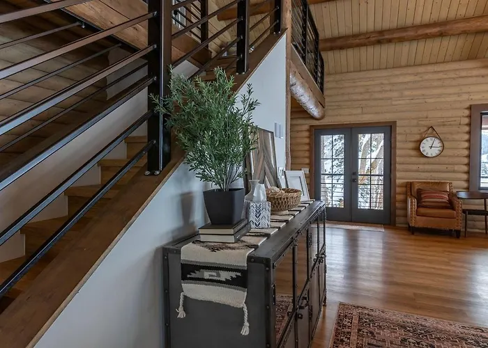 Magnificent With And Luxurious Interior In Wyoming